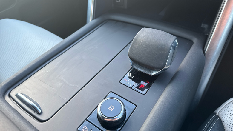 Land Rover Discovery 2.0 P300 R-Dynamic S 5dr Auto Petrol Station Wagon